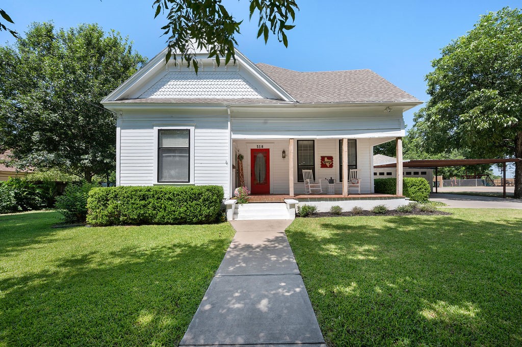 518 S Harrison Street West TX 76691