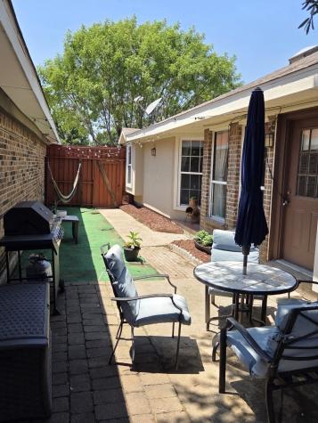 2125 Rose Cliff Lane Carrollton TX 75007