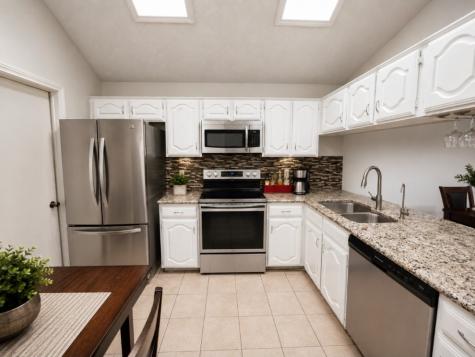 2125 Rose Cliff Lane Carrollton TX 75007