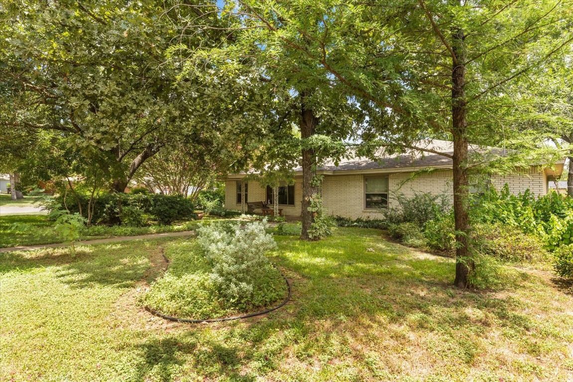 1219 Greenbriar Lane Cleburne TX 76033