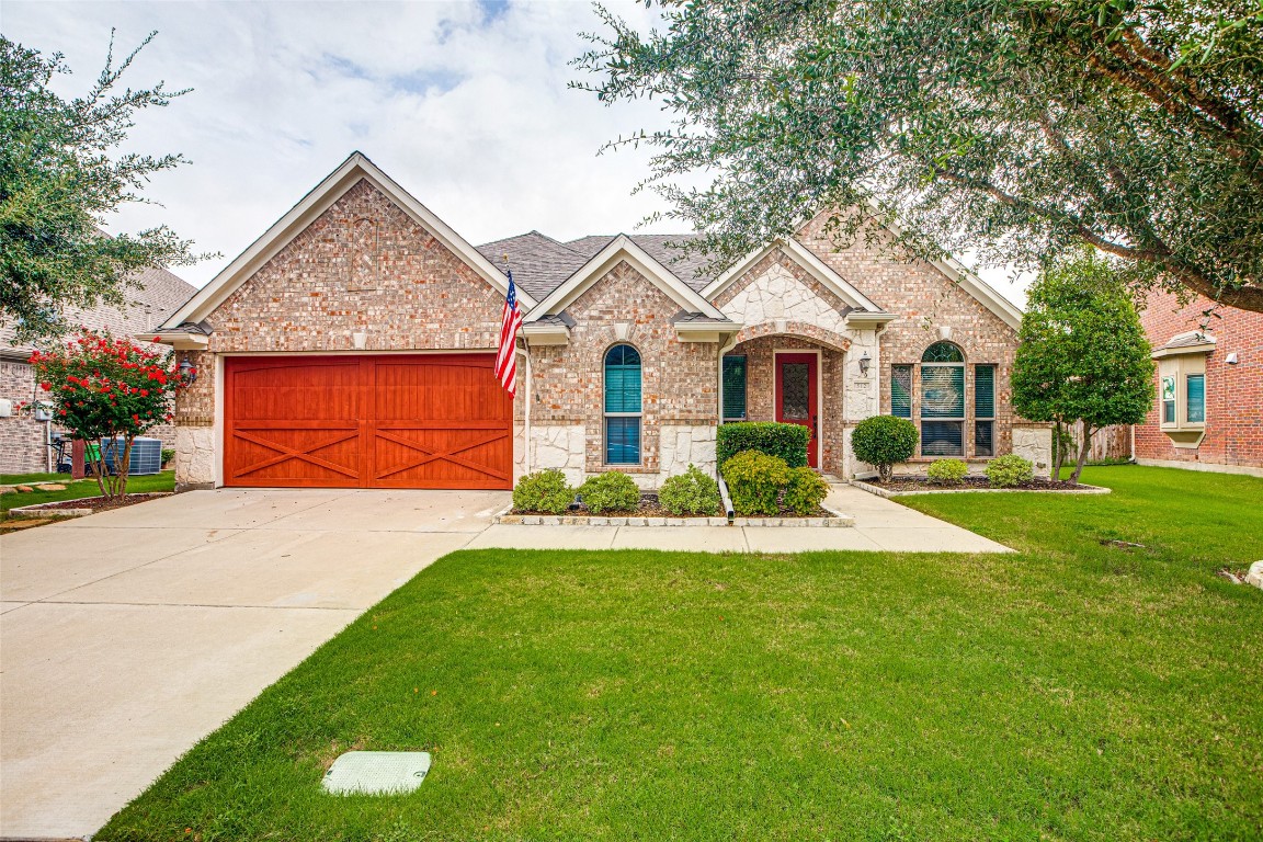512 Elm Creek Drive Mckinney TX 75071