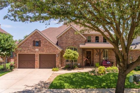 2004 Meadows Avenue Lantana TX 76226
