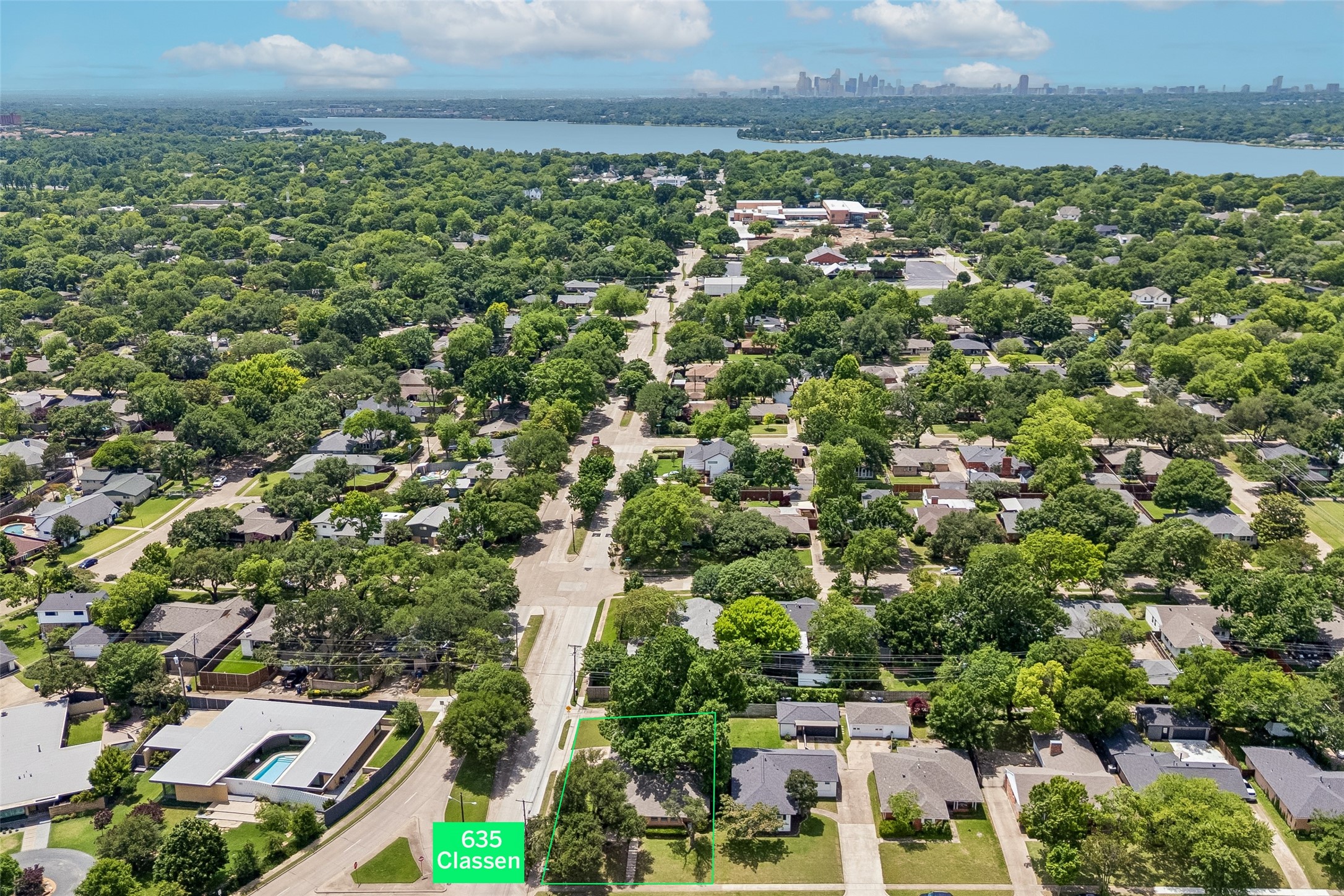 635 Classen Drive Dallas TX 75218