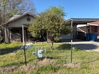1129 E Palestine Street Mexia TX 76667