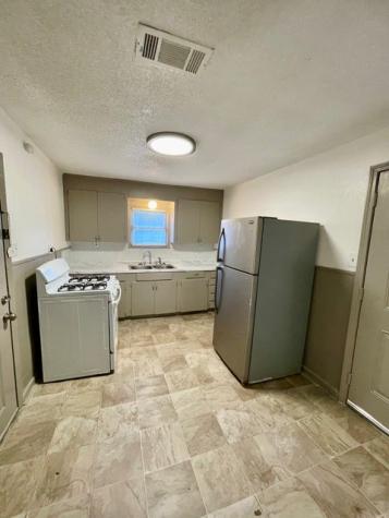 1813 S 19th Street Waco TX 76706