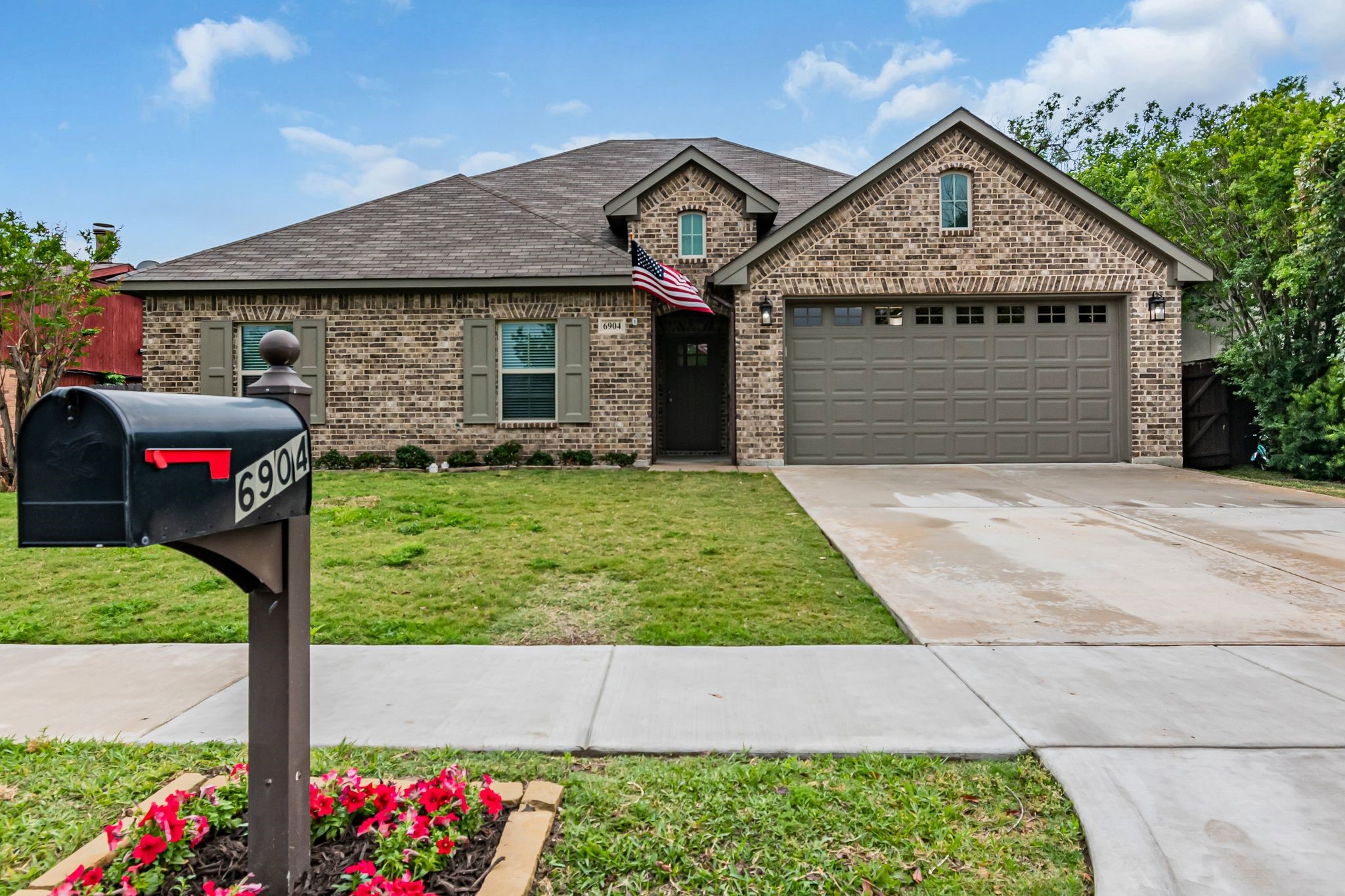 6904 Southampton Drive North Richland Hills TX 76182