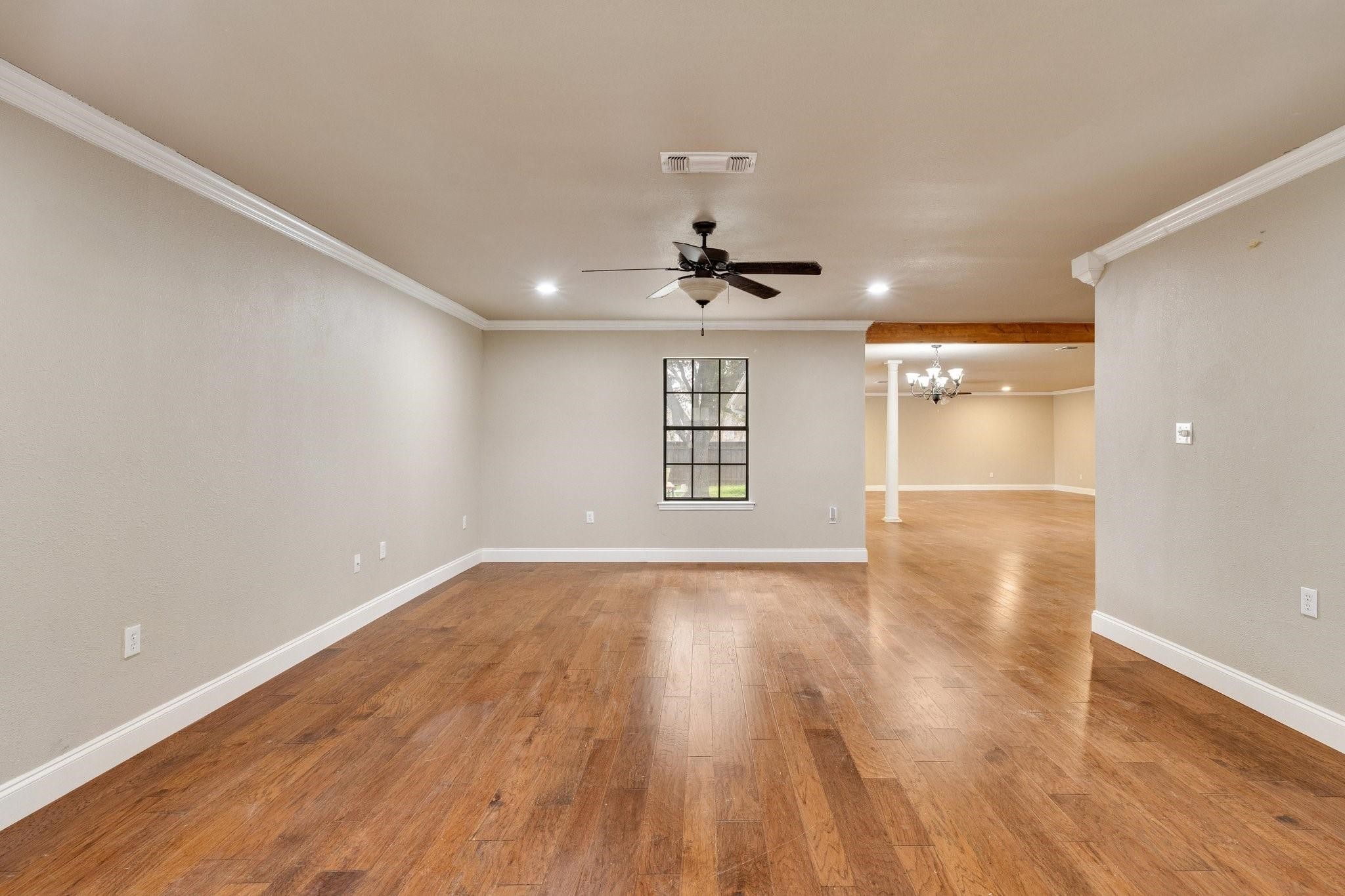 102 Bowie Cove Gainesville TX 76240