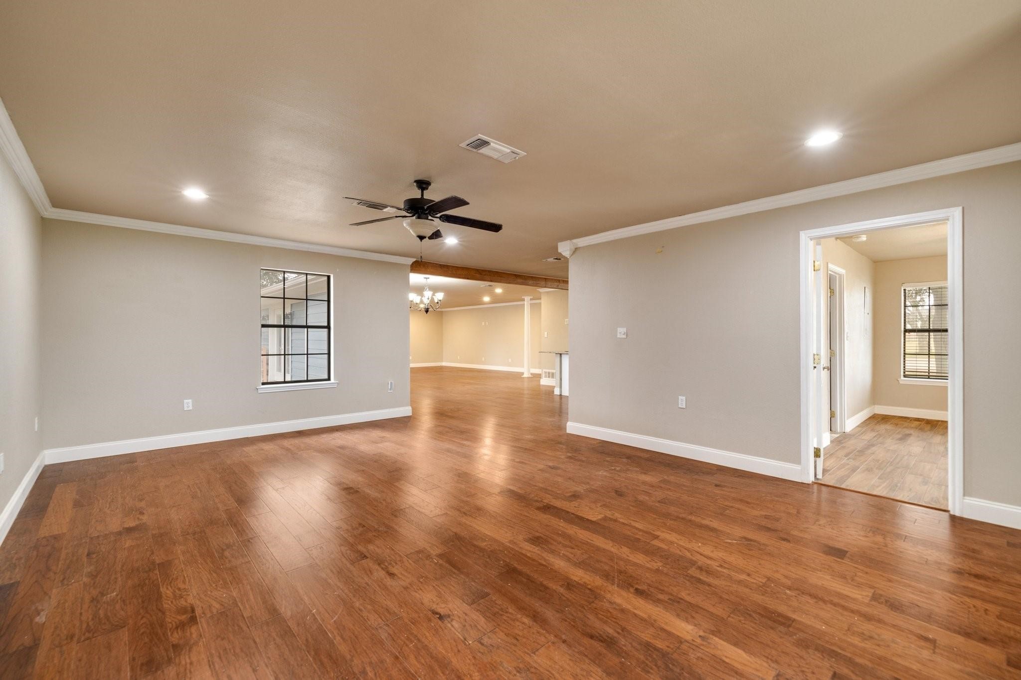 102 Bowie Cove Gainesville TX 76240