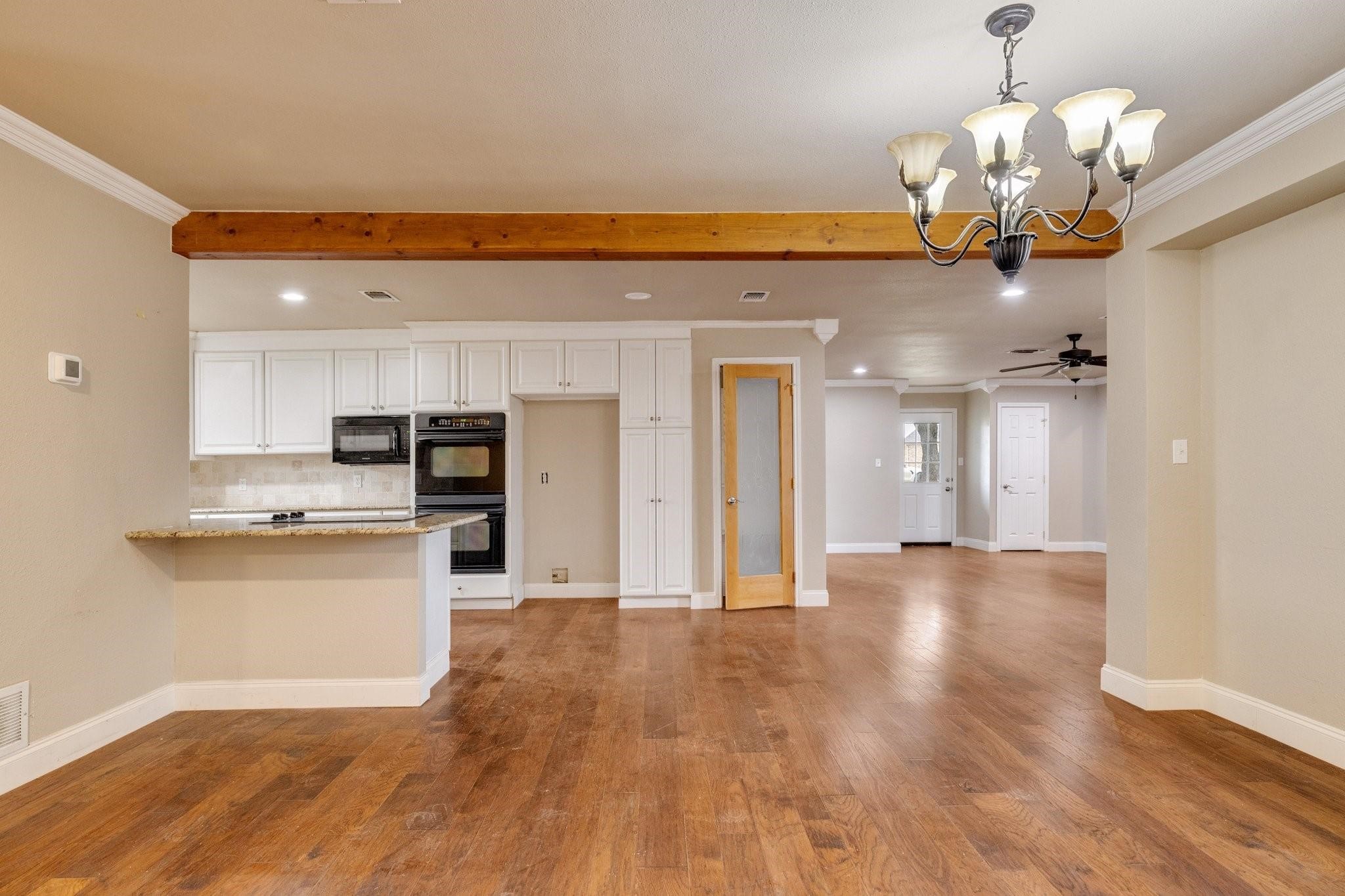 102 Bowie Cove Gainesville TX 76240
