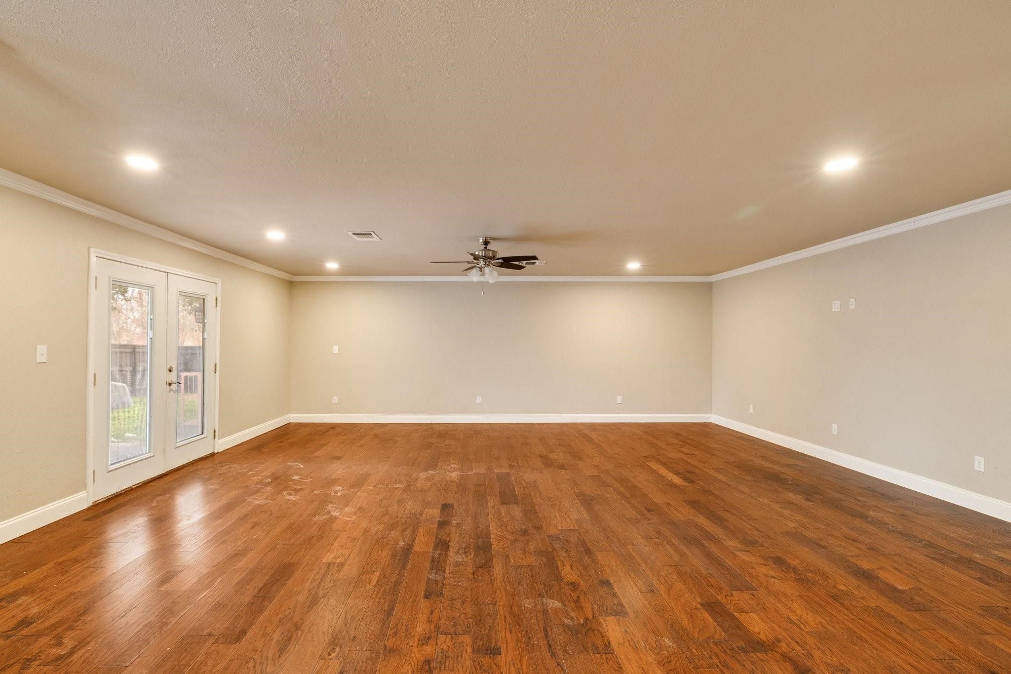 102 Bowie Cove Gainesville TX 76240