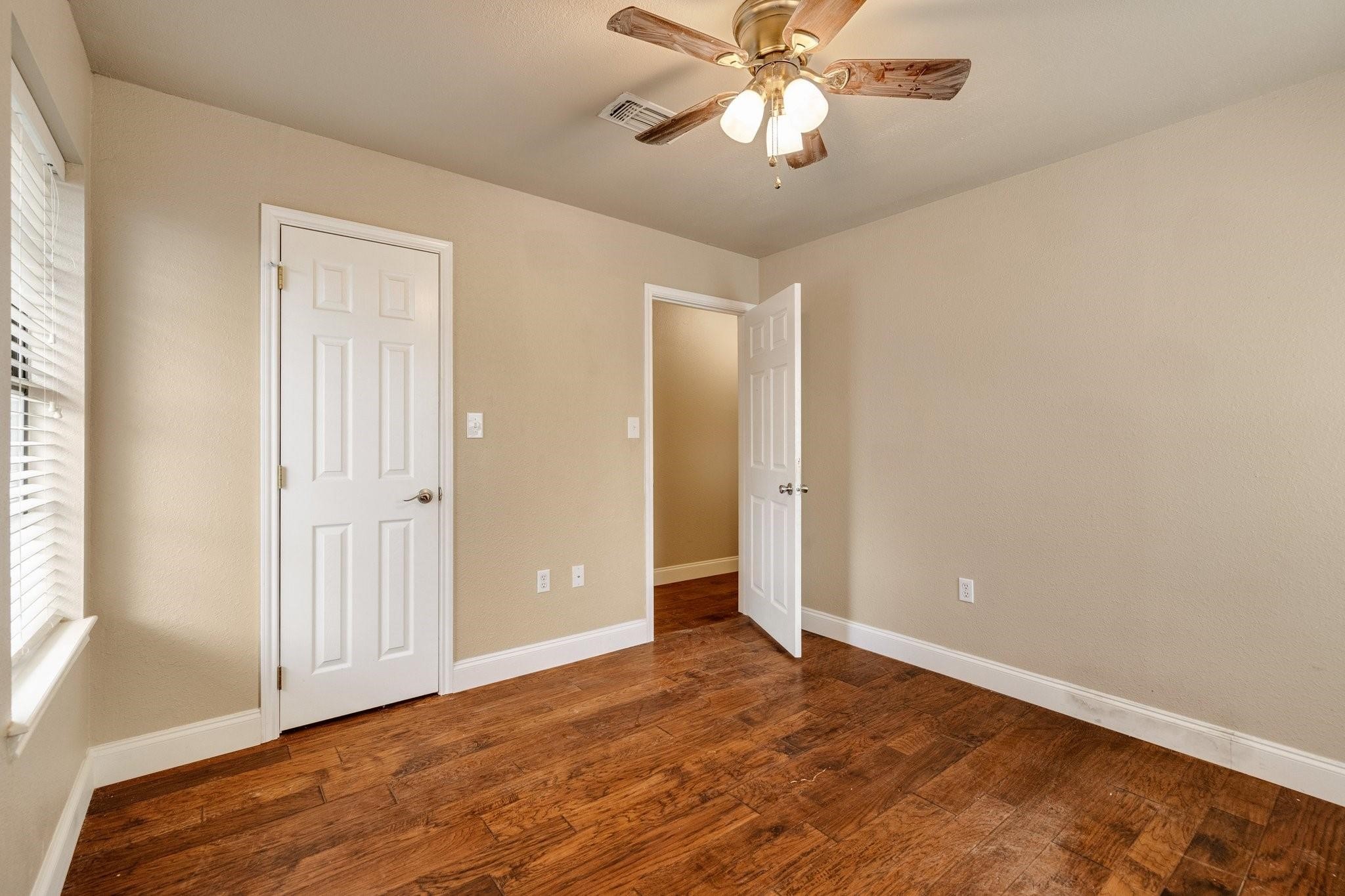 102 Bowie Cove Gainesville TX 76240