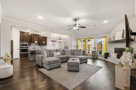 141 Crockett Drive Waxahachie TX 75165