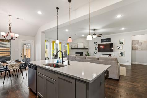 141 Crockett Drive Waxahachie TX 75165