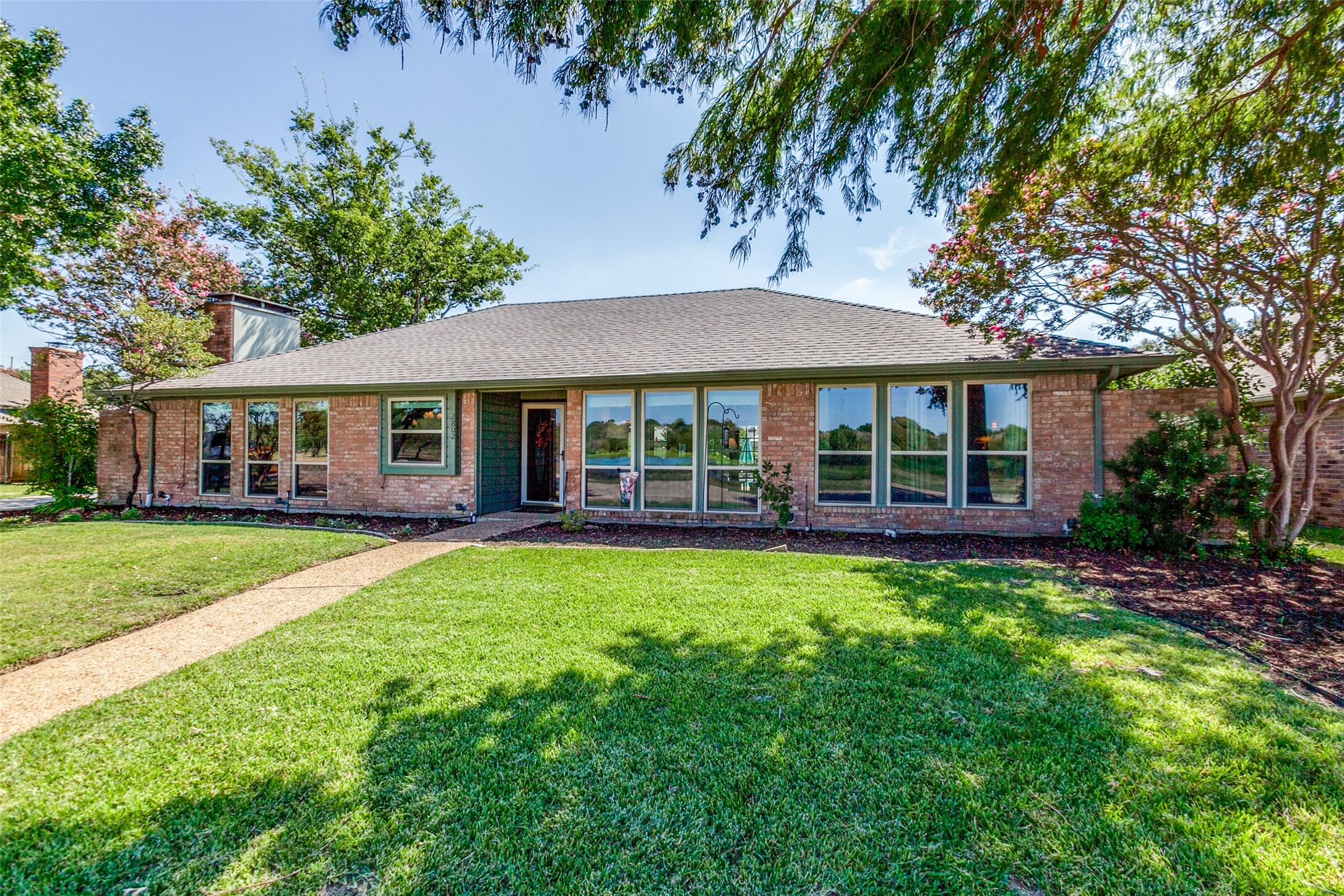 2802 Crooked Creek Drive Carrollton TX 75007