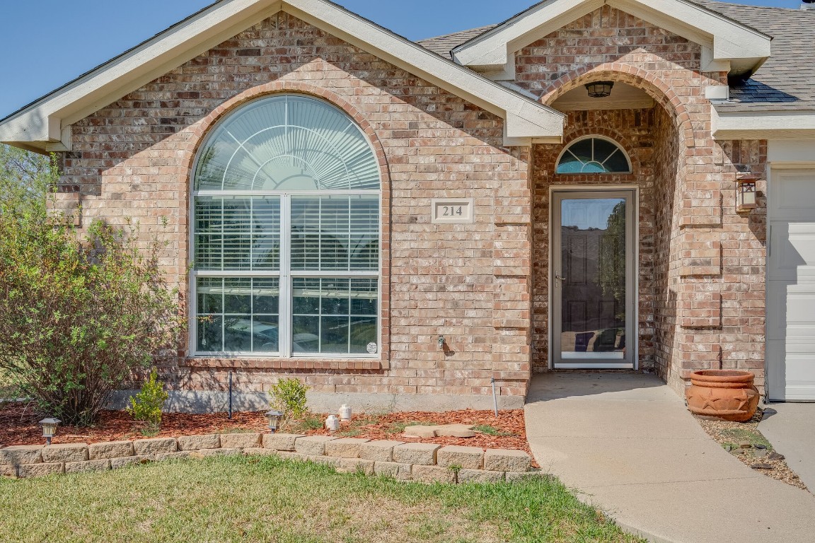 214 Southpeak Lane Ponder TX 76259