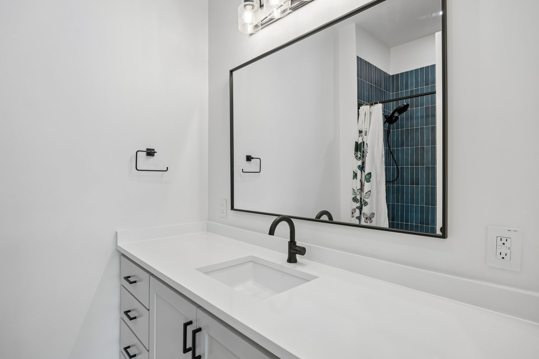 5104 Vandelia Street Dallas TX 75235