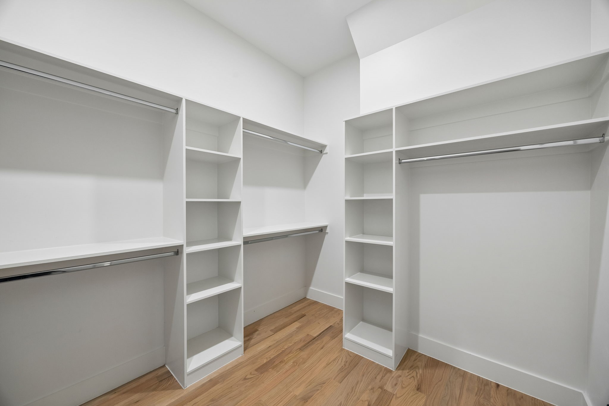 5104 Vandelia Street Dallas TX 75235
