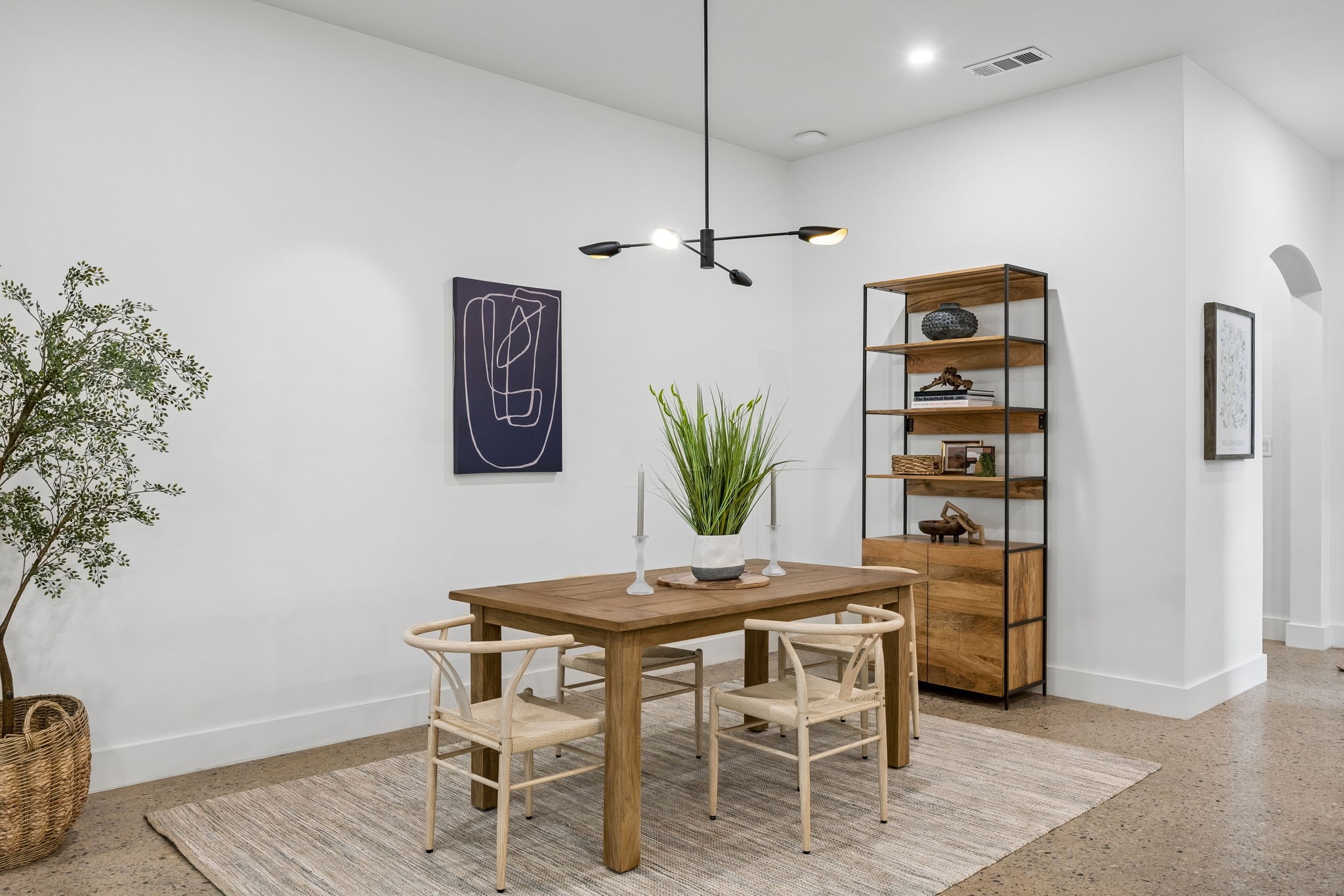 5104 Vandelia Street Dallas TX 75235