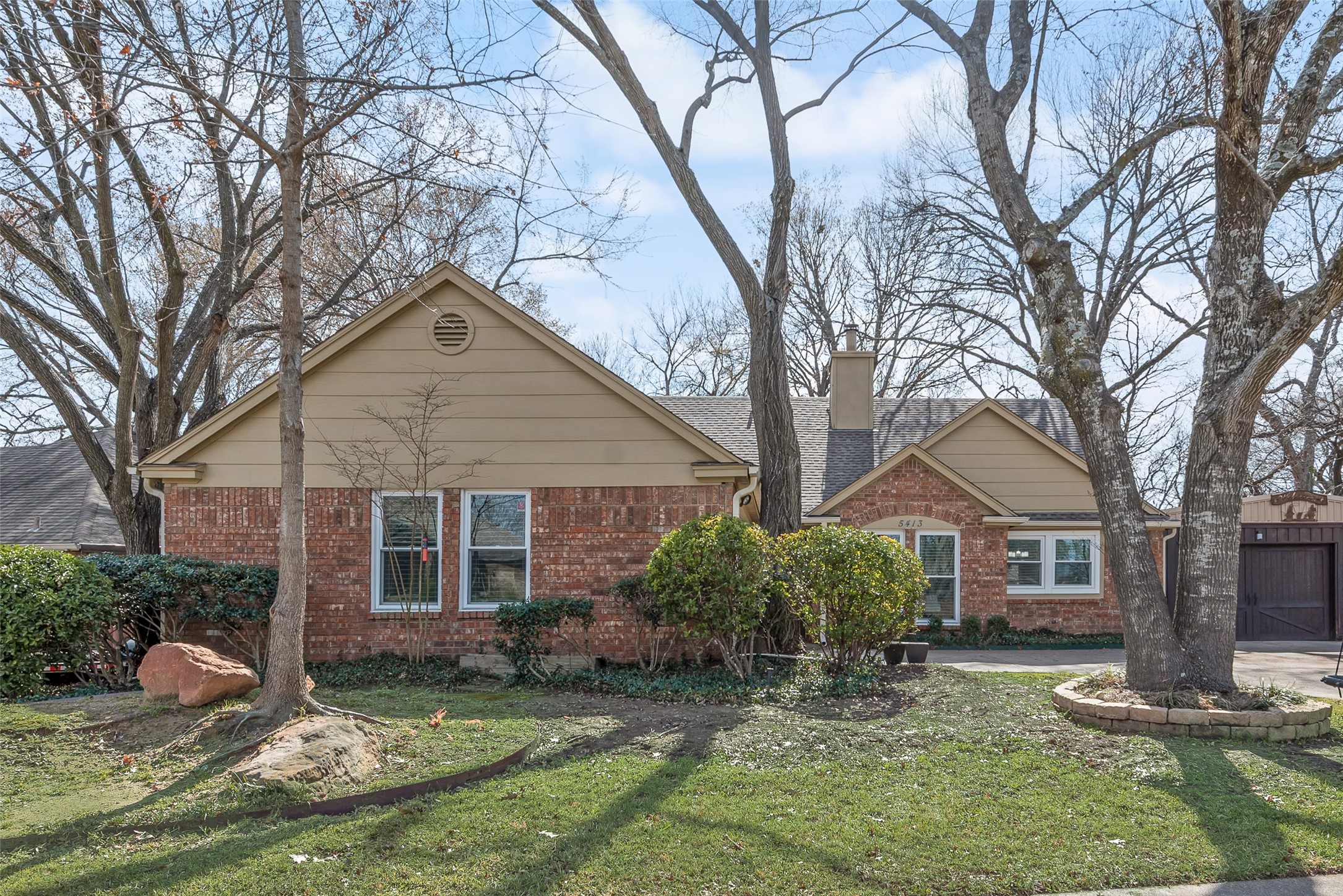5413 Deep Canyon Drive Garland TX 75043