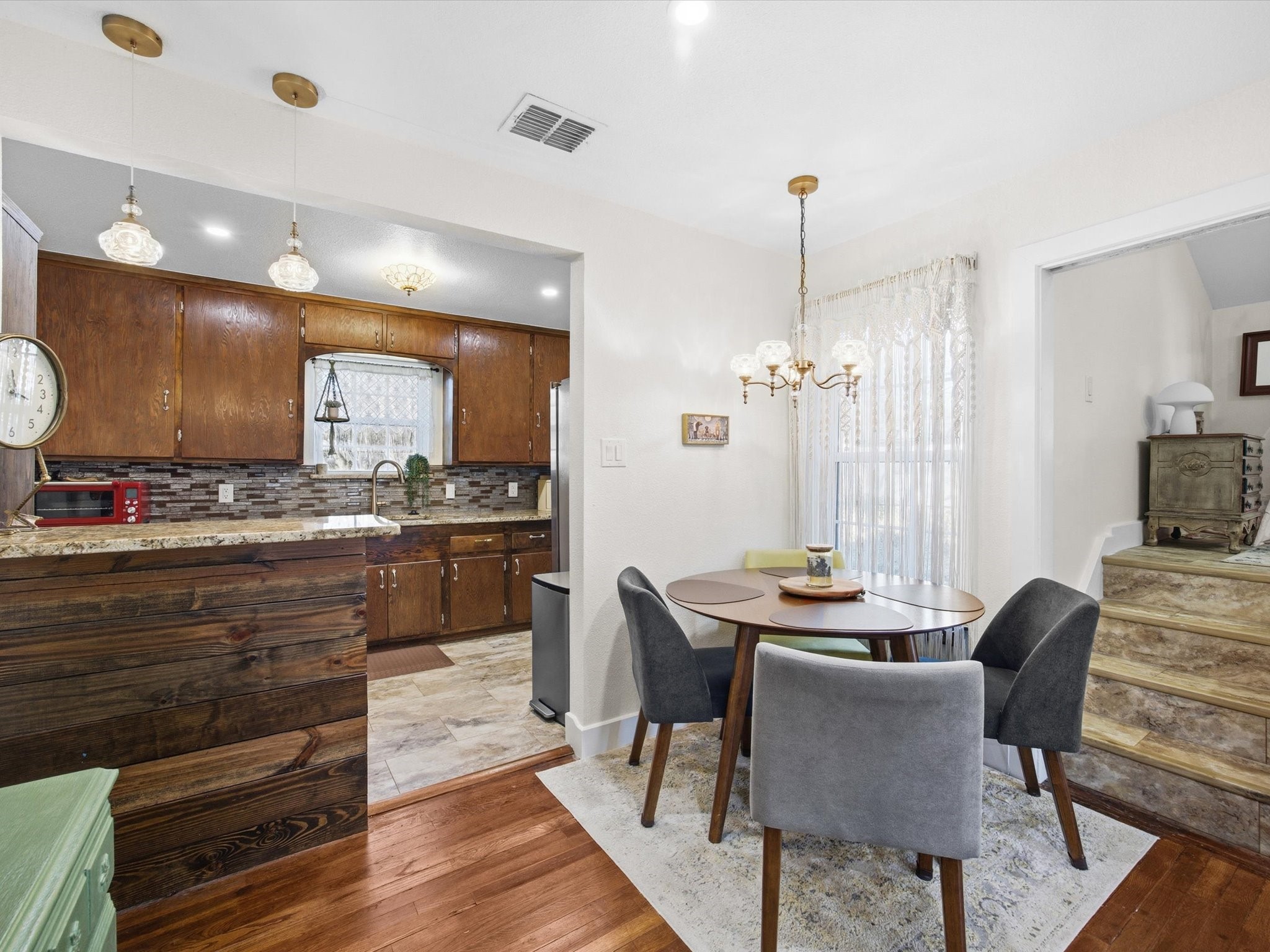 1400 Bennett Drive Arlington TX 76013