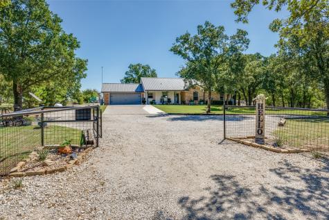 160 Bishop Road Bowie TX 76230