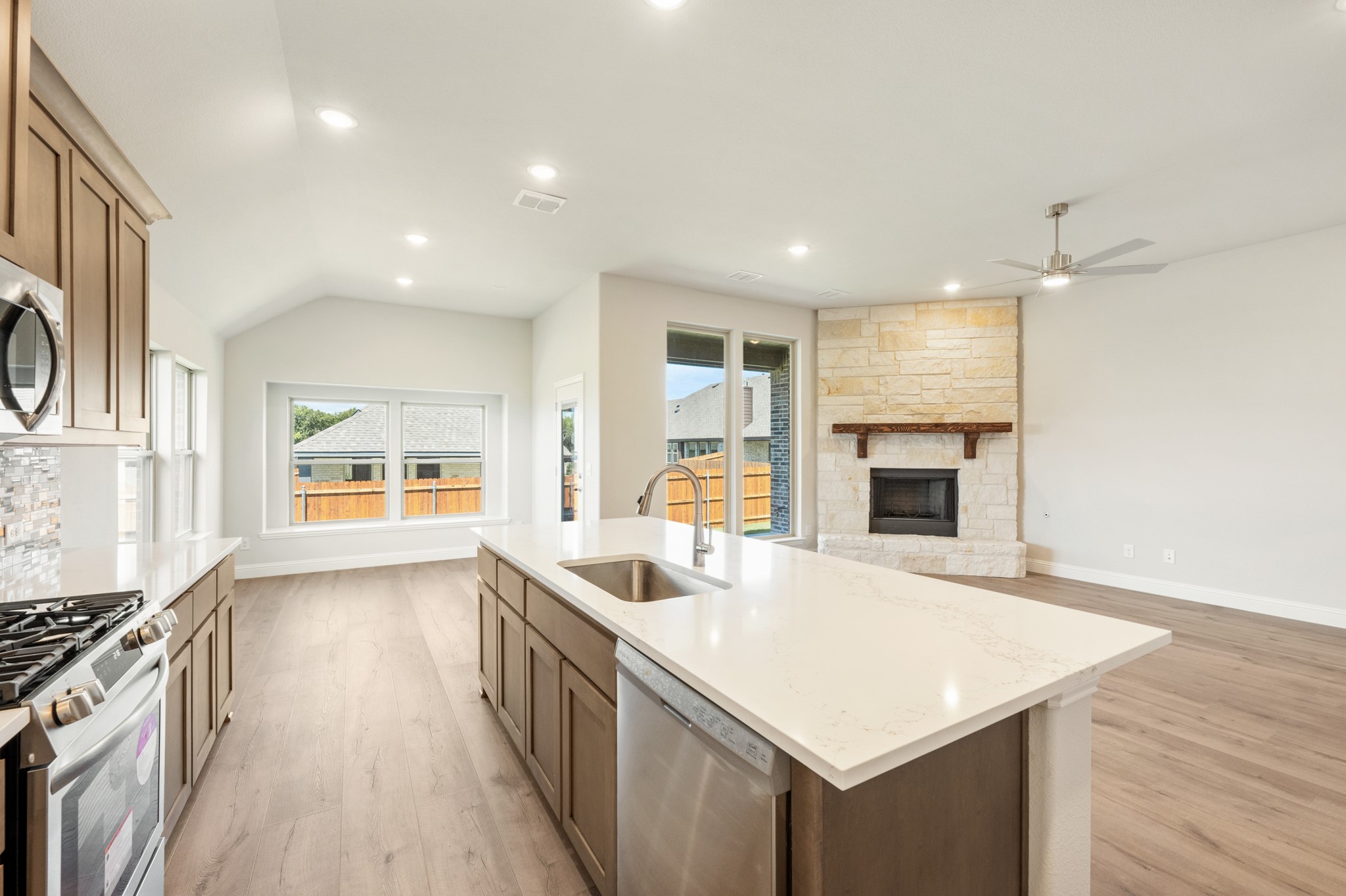 213 Seminole Trail Alvarado TX 76009