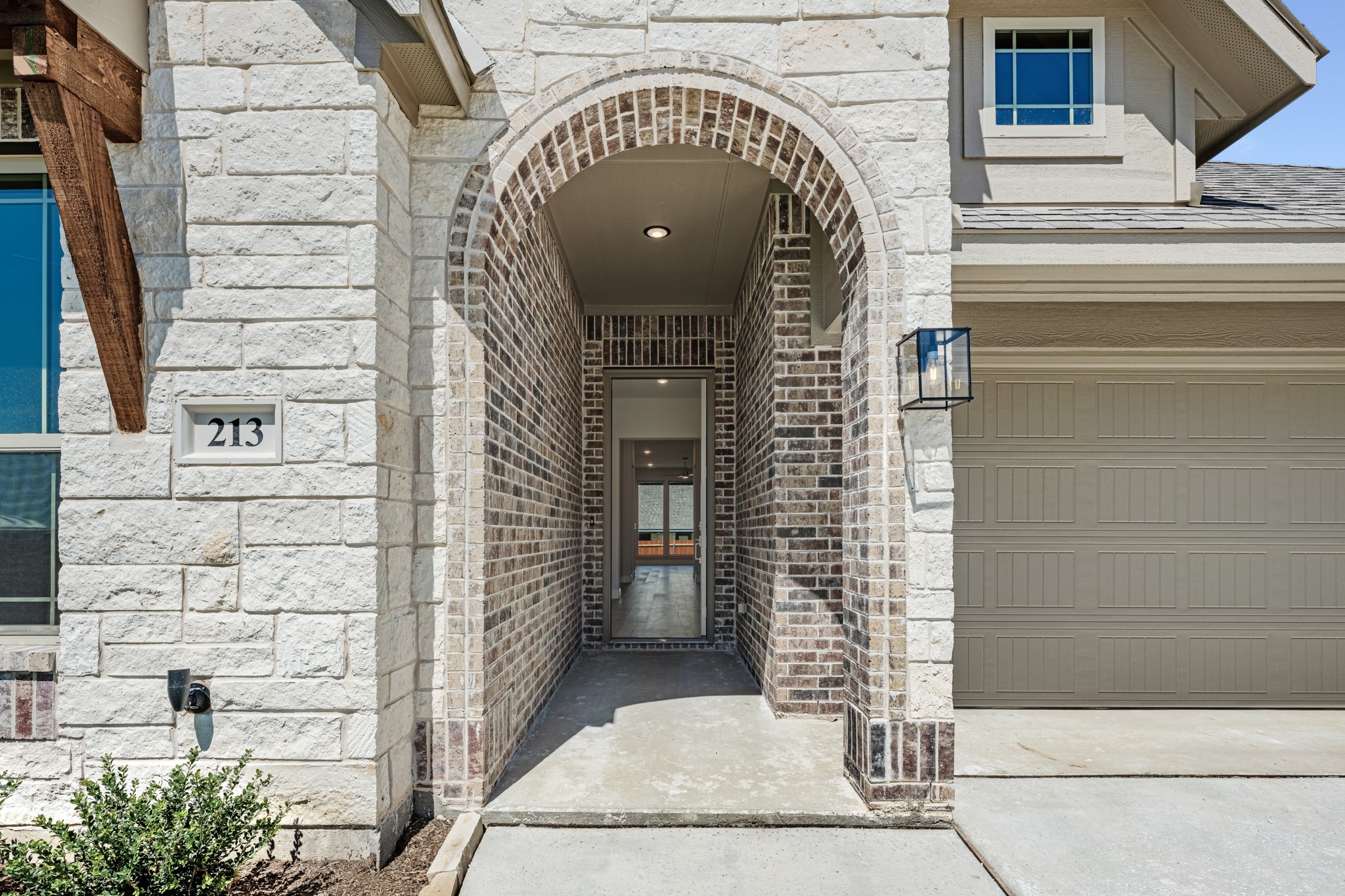 213 Seminole Trail Alvarado TX 76009