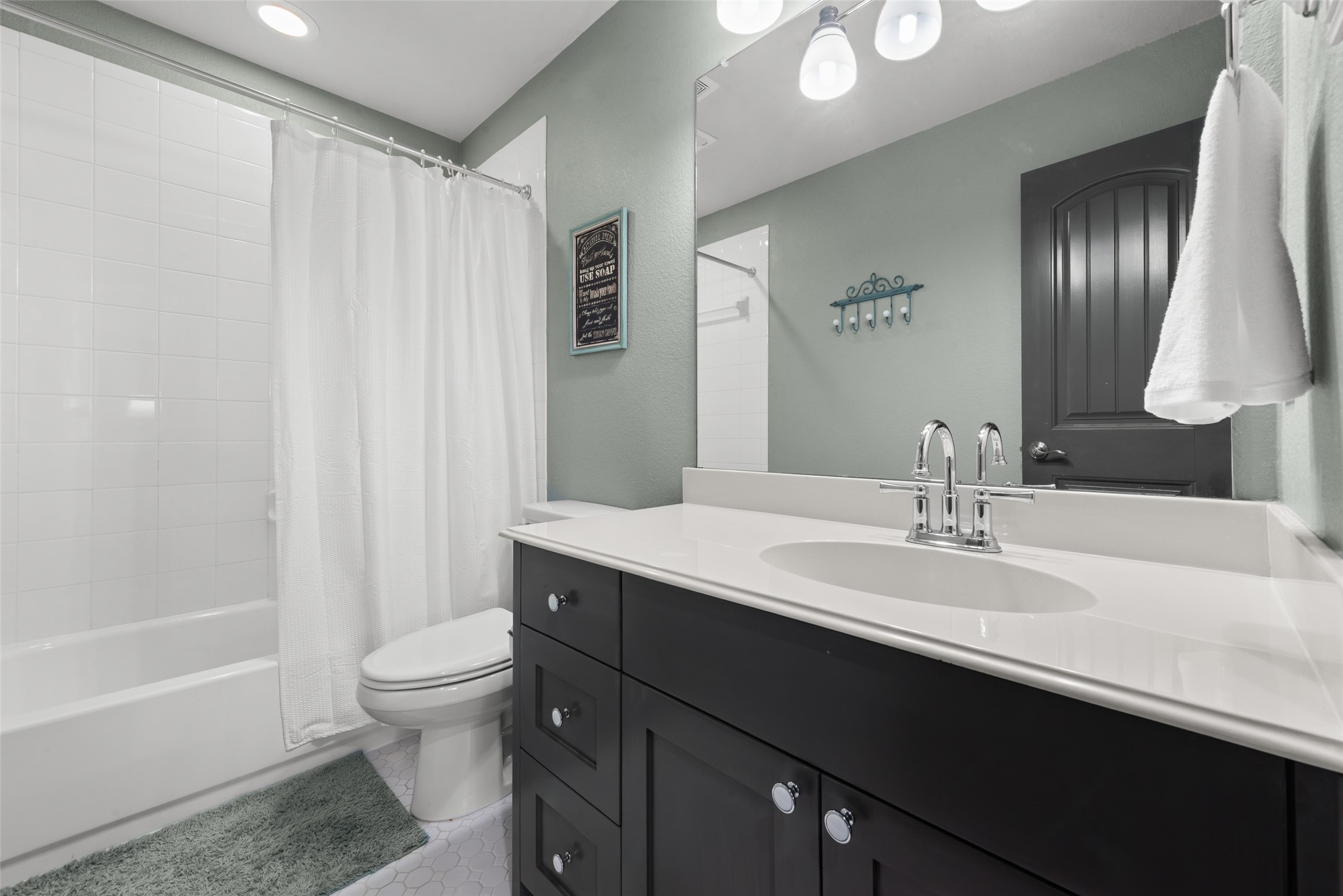 950 Mistletoe Drive Lantana TX 76226