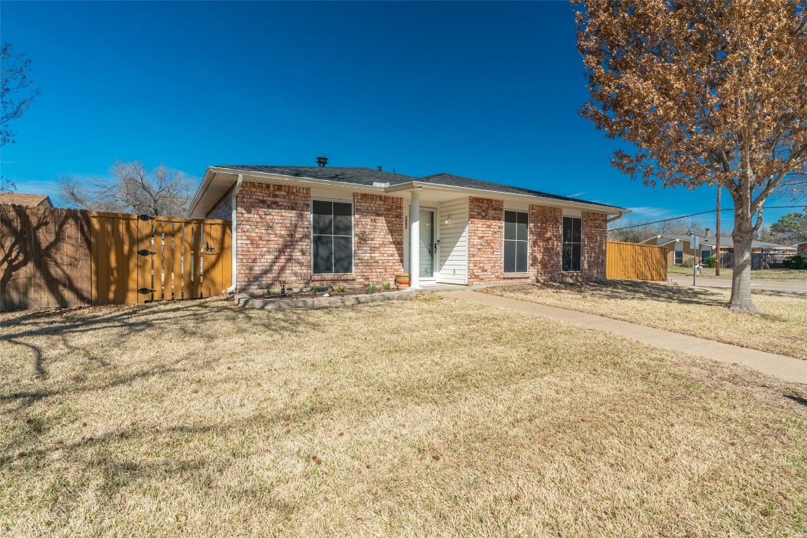 1802 Palmer Trail Grand Prairie TX 75052