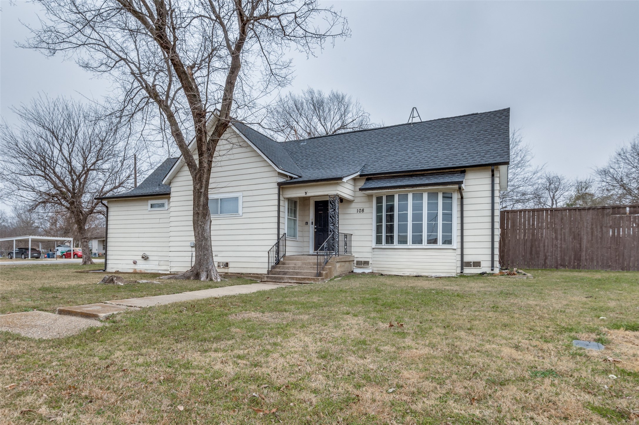 108 N Baker Street Ferris TX 75125