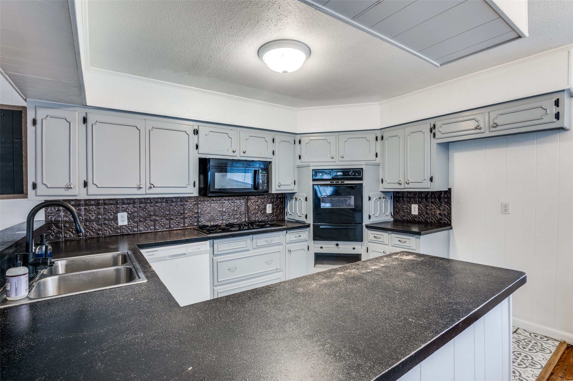 108 N Baker Street Ferris TX 75125