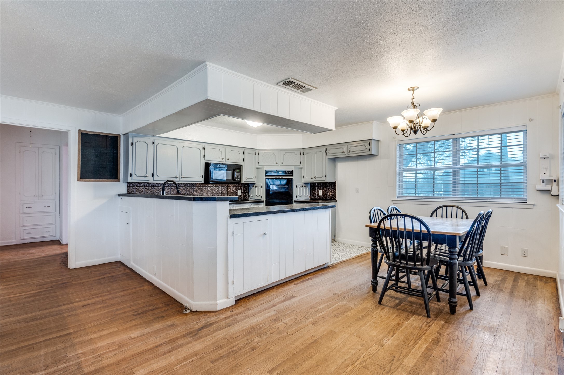 108 N Baker Street Ferris TX 75125