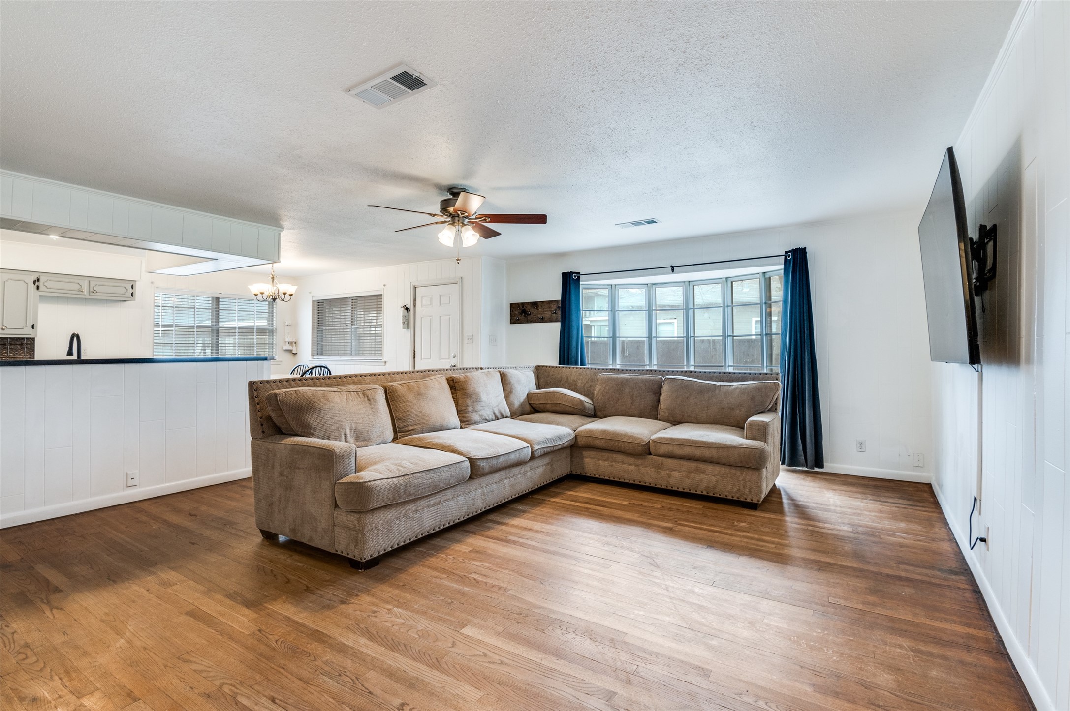 108 N Baker Street Ferris TX 75125