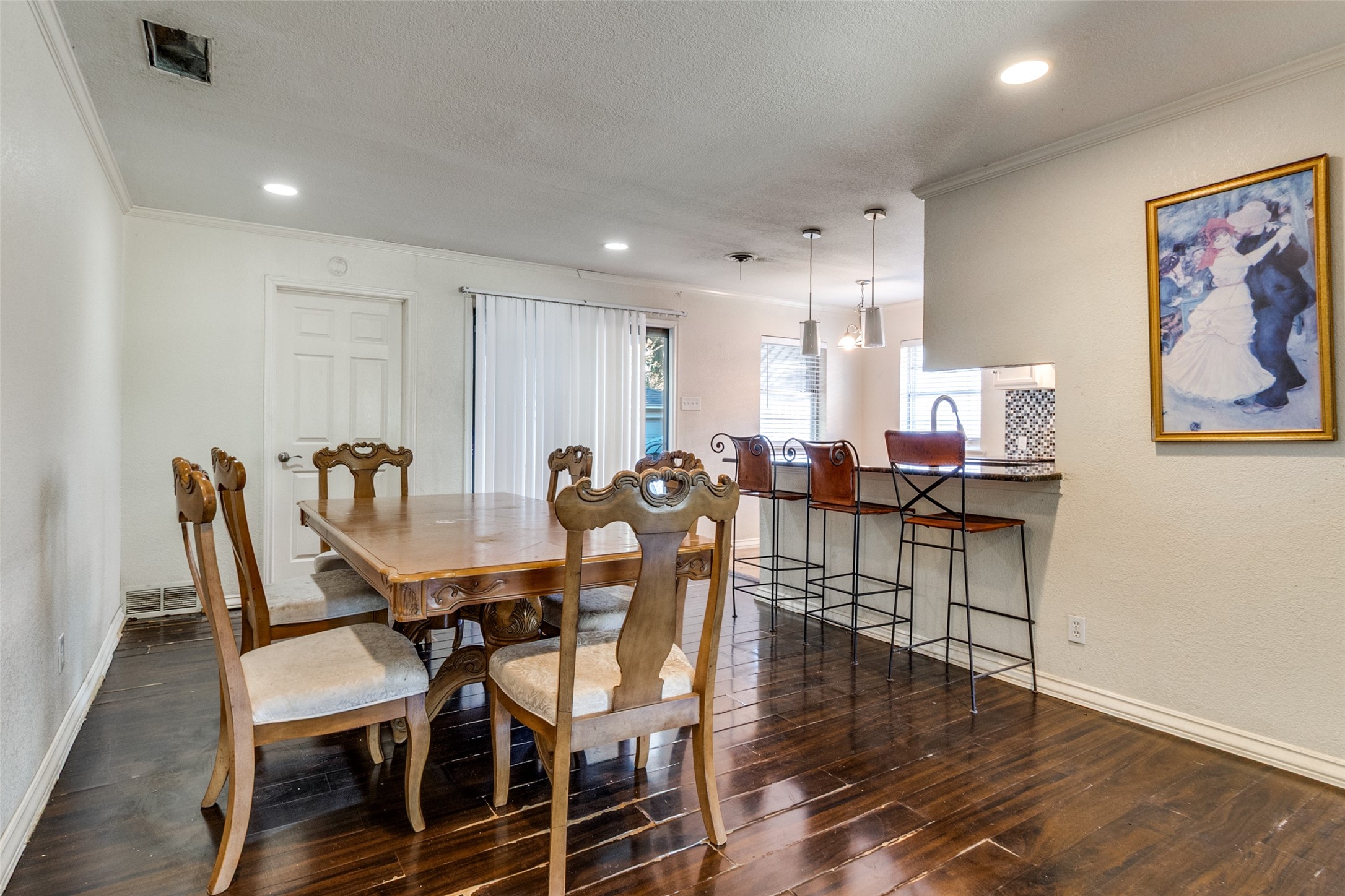 2212 Larry Drive Dallas TX 75228