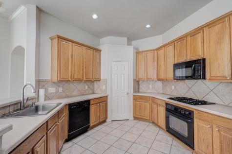 5504 Thornberry Drive Fort Worth TX 76137