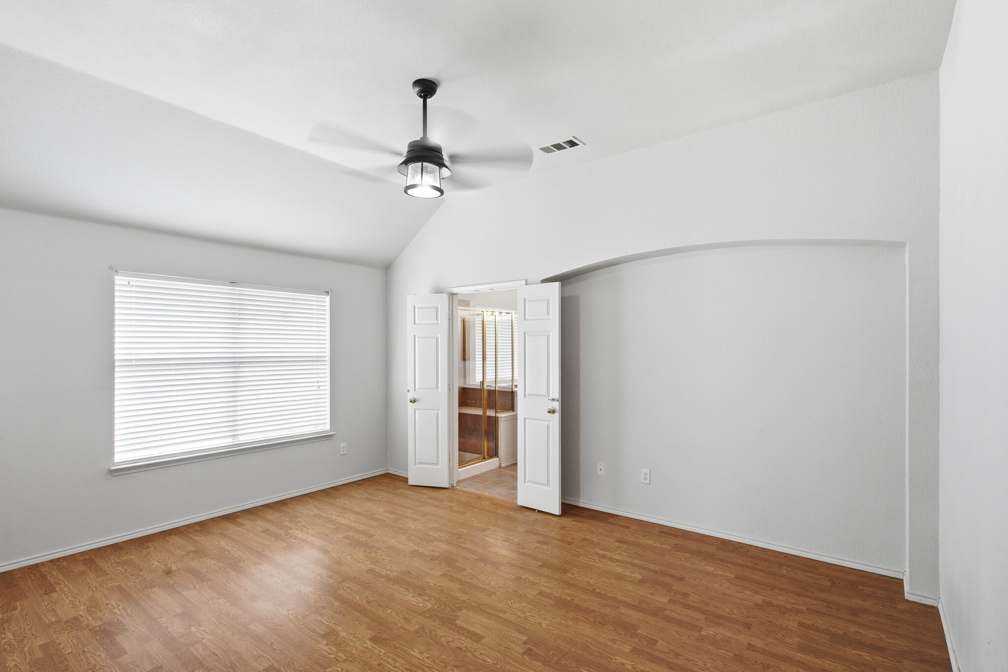 5504 Thornberry Drive Fort Worth TX 76137