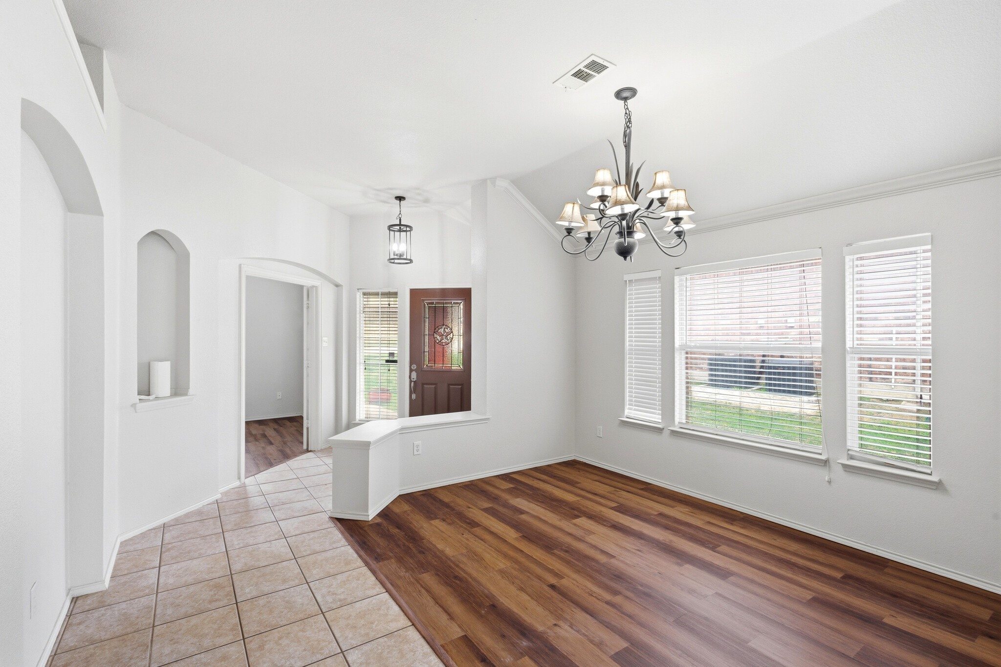 5504 Thornberry Drive Fort Worth TX 76137