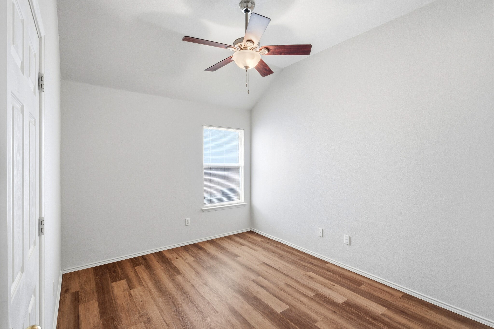 5504 Thornberry Drive Fort Worth TX 76137