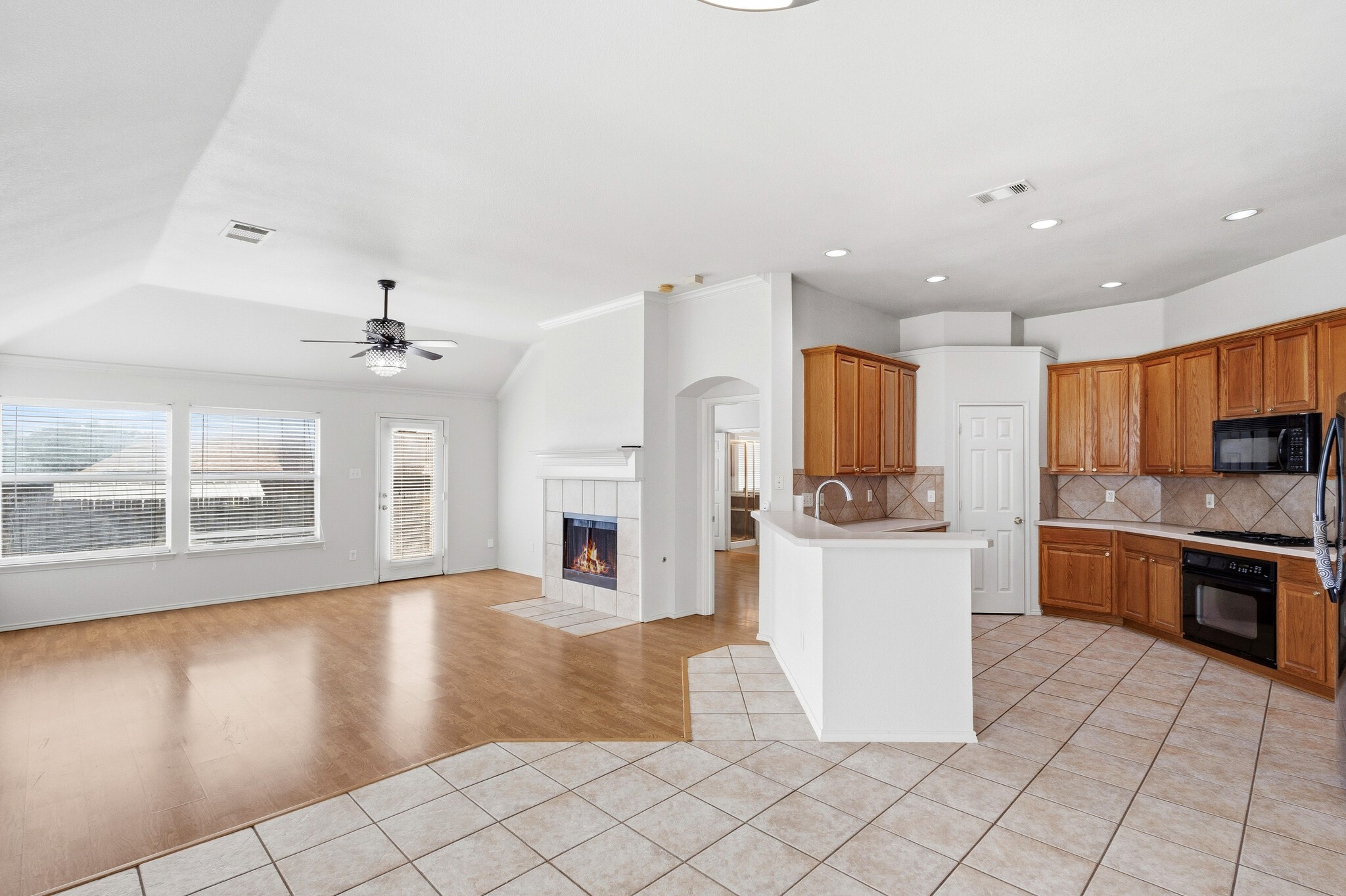 5504 Thornberry Drive Fort Worth TX 76137