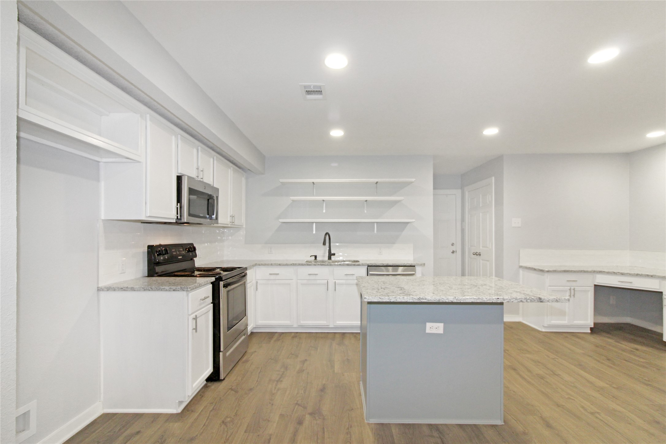 14590 Coffee Lane Scurry TX 75158