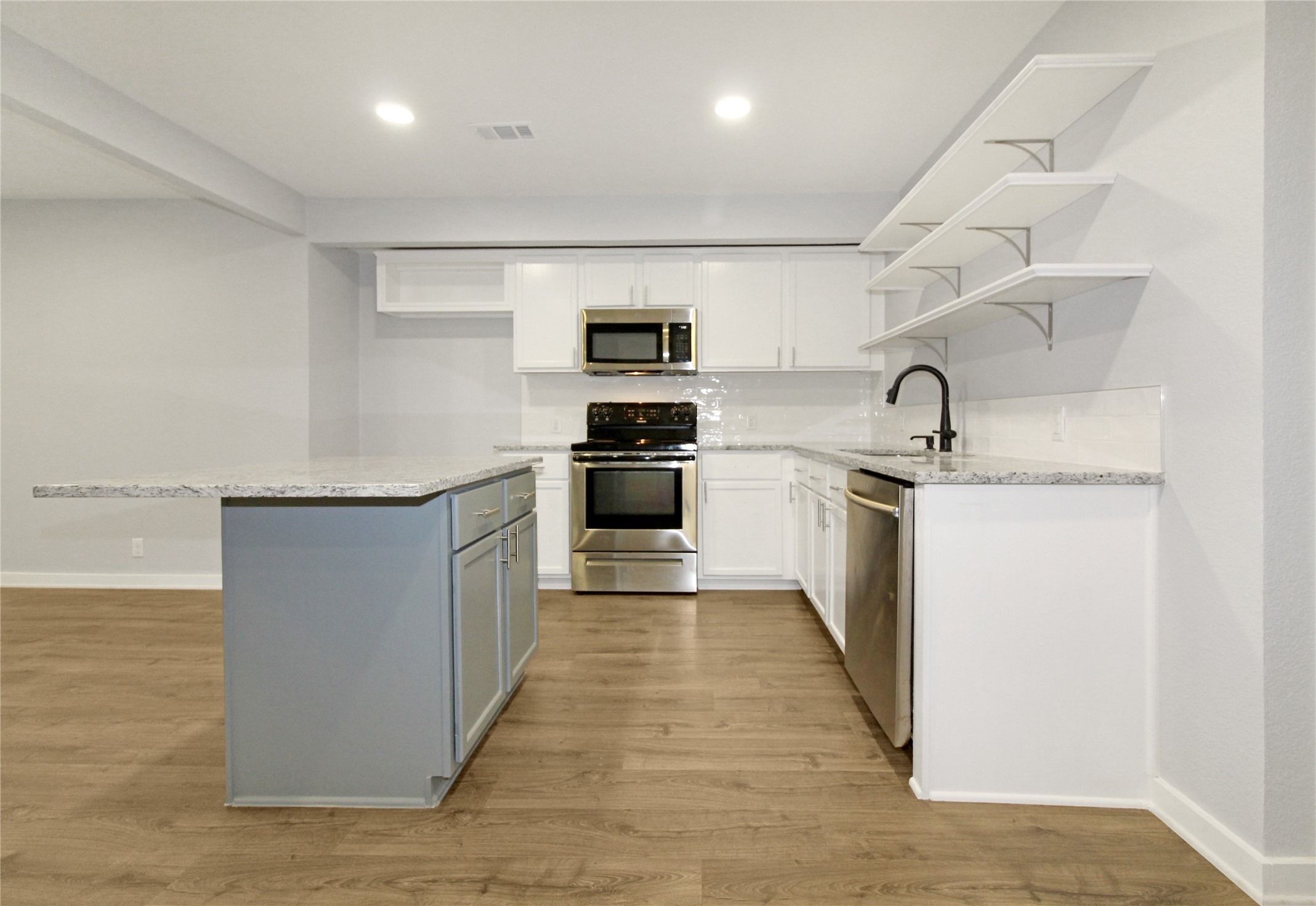 14590 Coffee Lane Scurry TX 75158