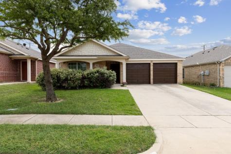 952 Furlong Drive Grand Prairie TX 75051