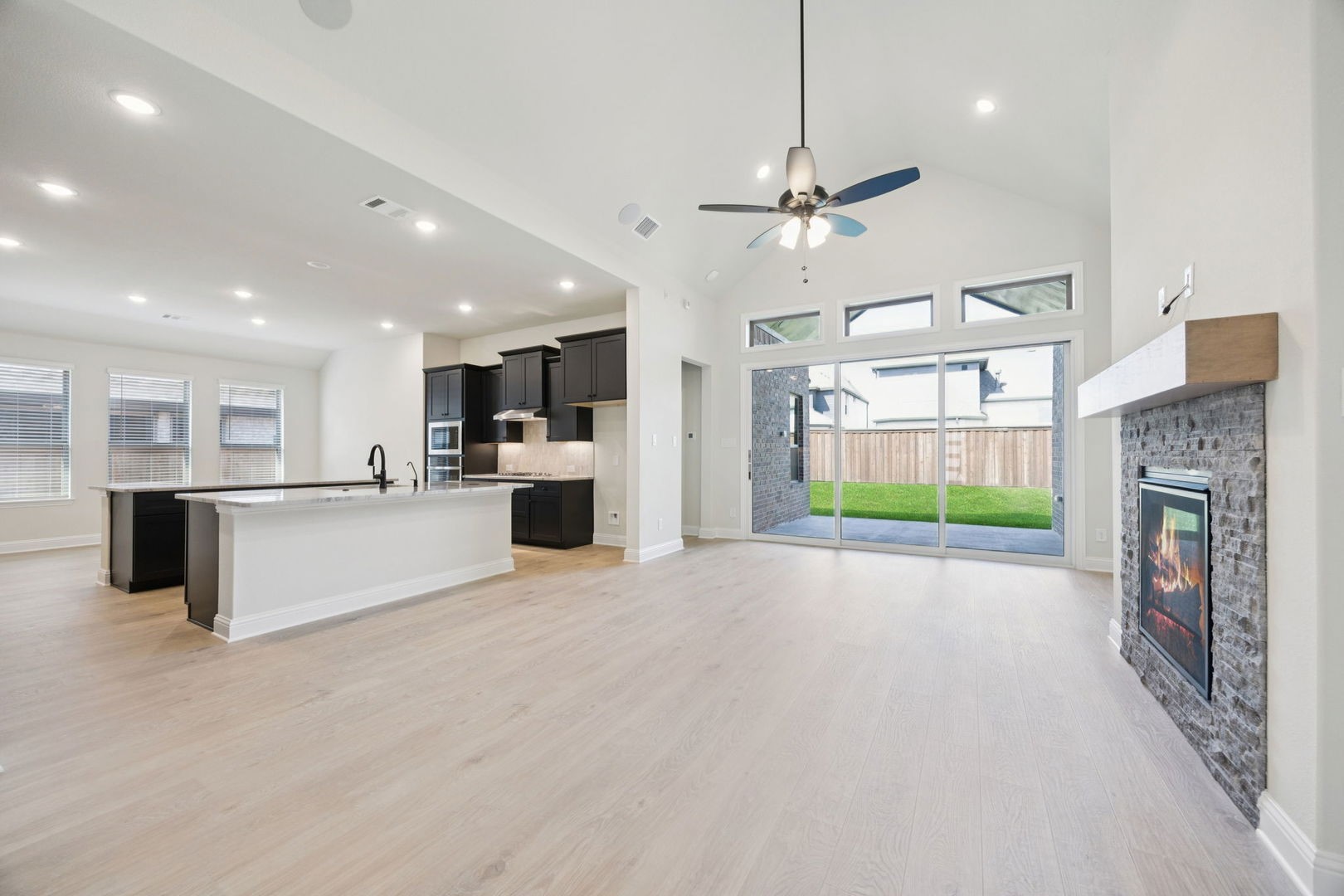 625 Majestic Oak Lane Waxahachie TX 75165