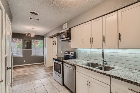 2308 Roberts Circle Arlington TX 76010