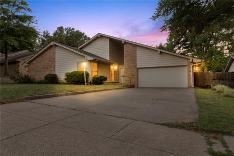 806 Tanglewood Lane Arlington TX 76012