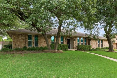1606 Beaver Creek Drive Duncanville TX 75137