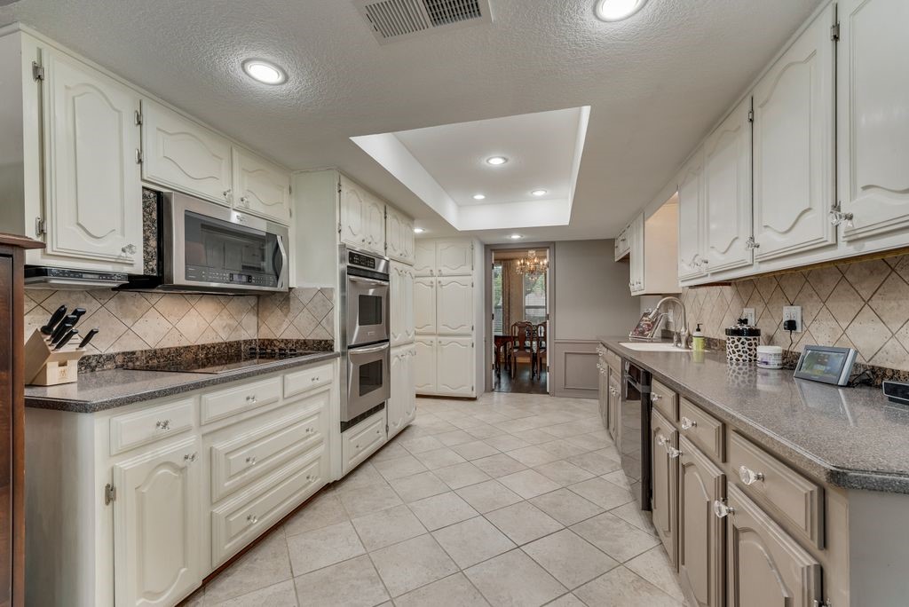 1606 Beaver Creek Drive Duncanville TX 75137