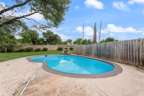 1606 Beaver Creek Drive Duncanville TX 75137
