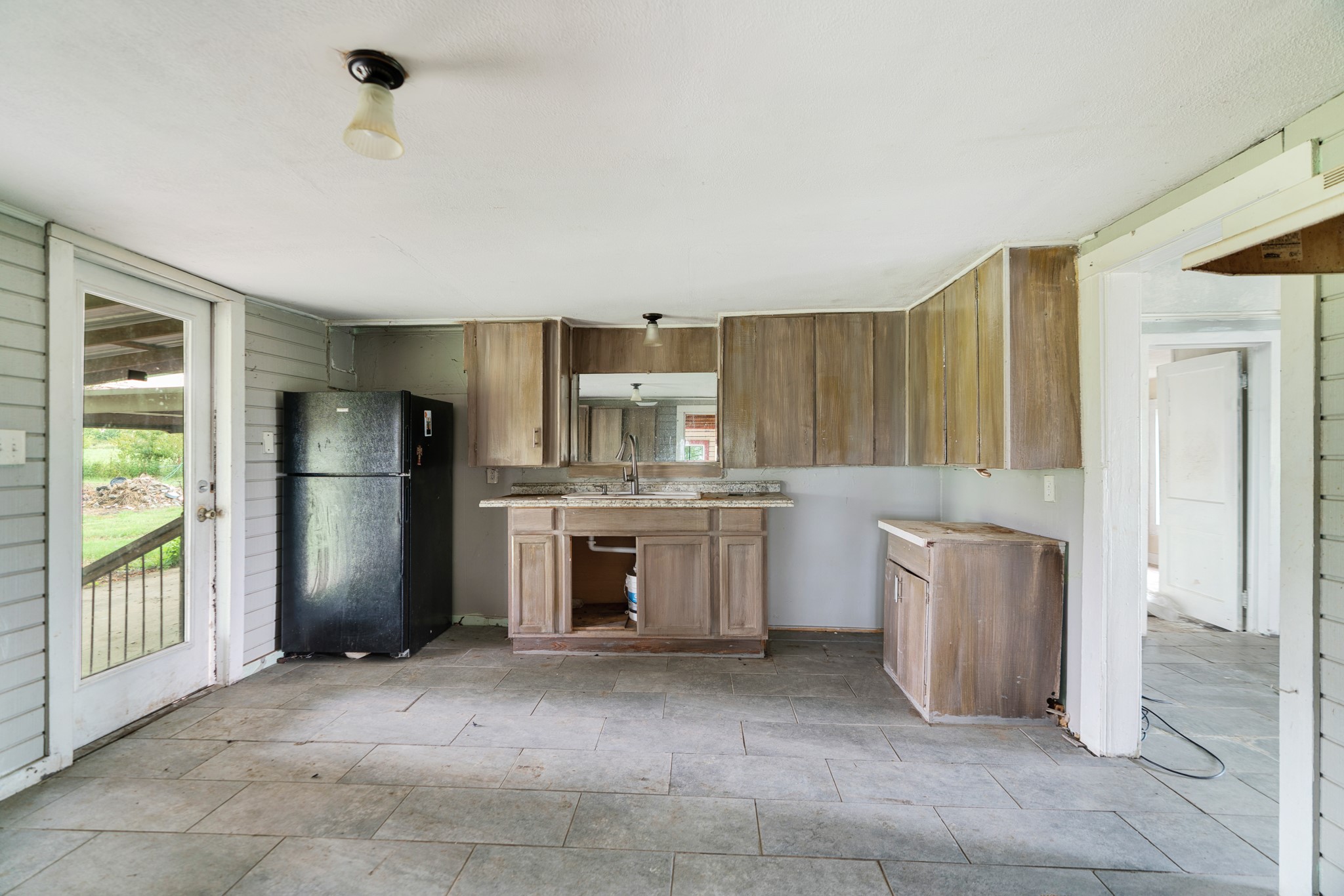 1905 Fm 1501 Deport TX 75435