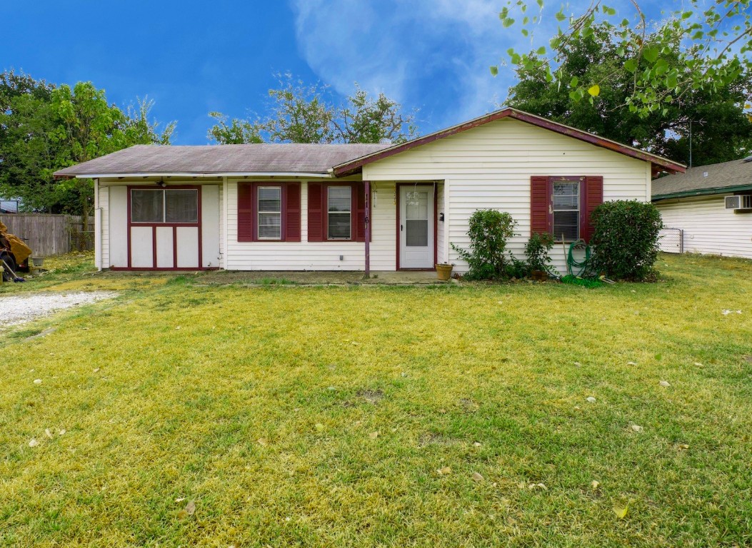 1116 San Jacinto Street Terrell TX 75160